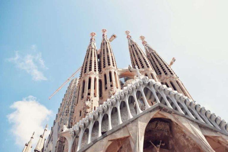 סגרדה פמיליה (Sagrada Família)