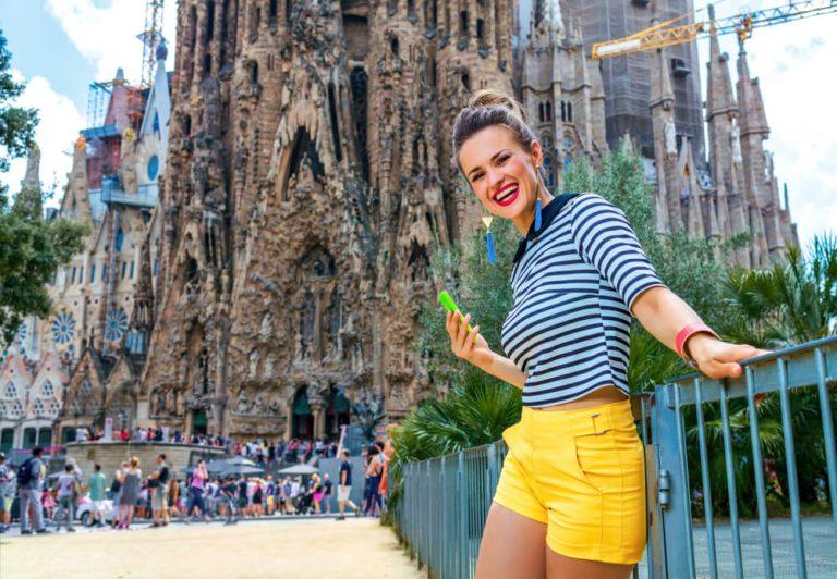 סגרדה פמיליה (Sagrada Família)